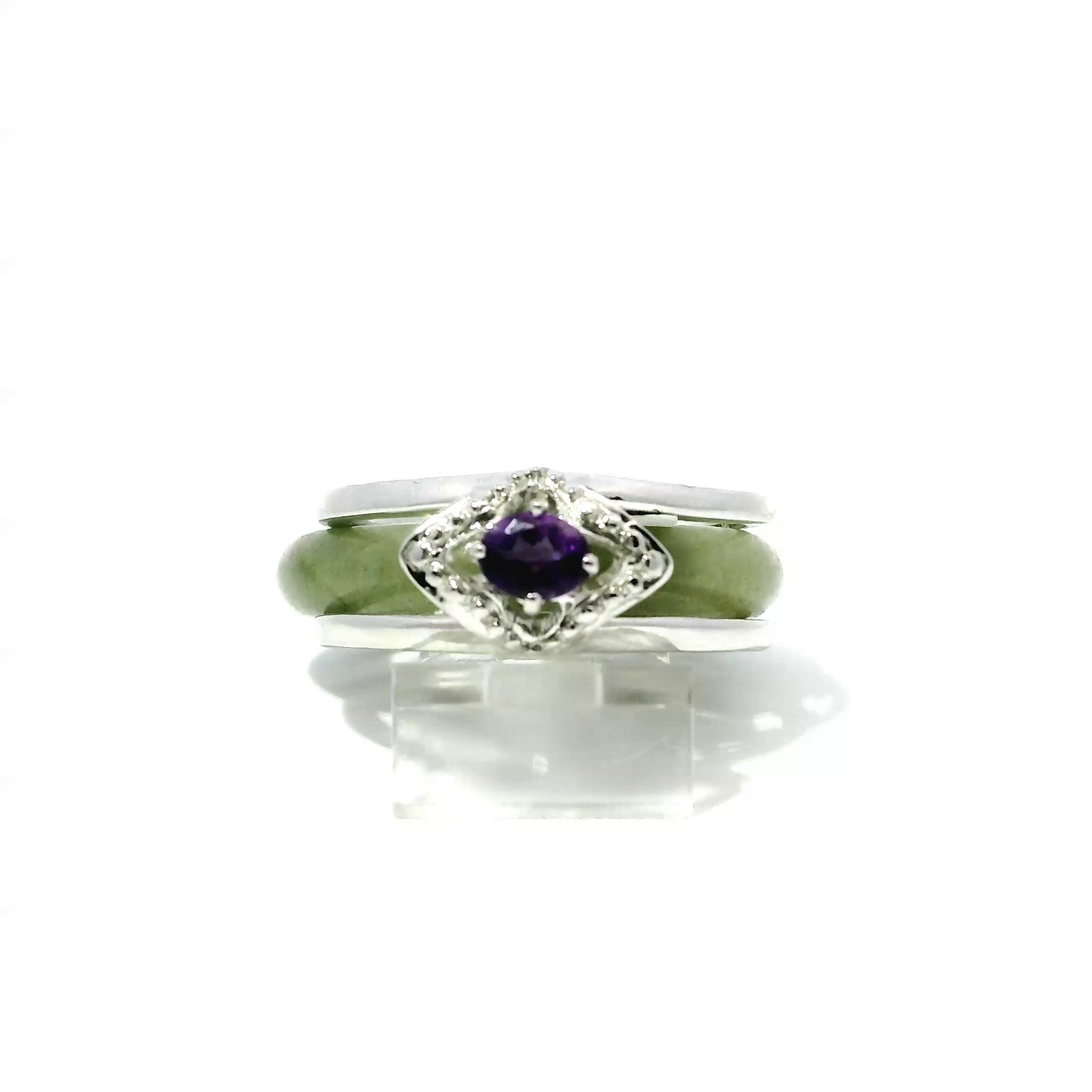 Imperial vintage green jadeite ring with amethyst accent, 925 silver and 18k white gold plating