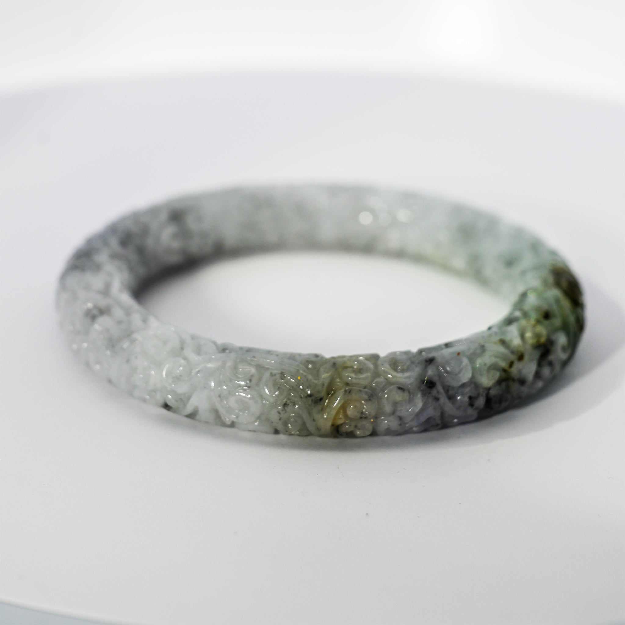 S52/53 360 Carved Donut Jade Bangle