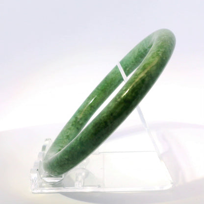 63mm Candy Apple Green Round Jade Bangle, side profile close-up showing band thickness, authentic Type A Burma jadeite, Brother Ryan Shop