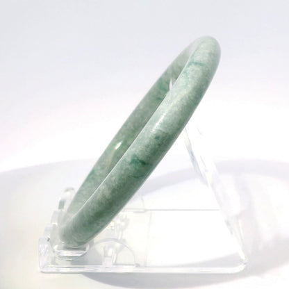 57 Ocean Island Round Jade Bangle