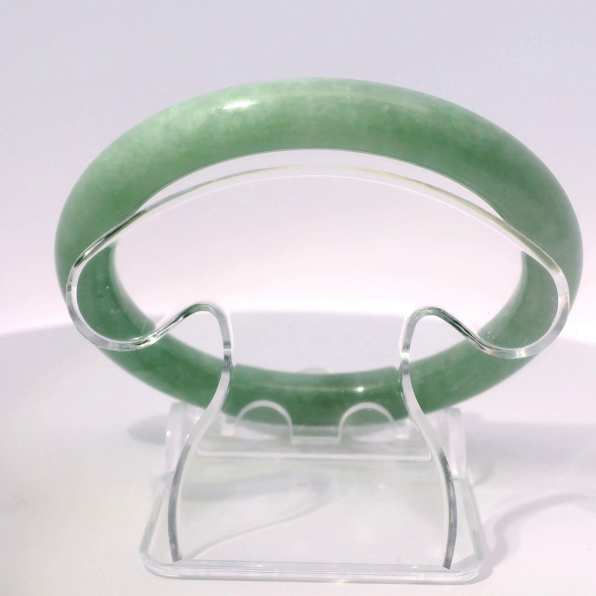 57 Green Apple Round Jade Bangle