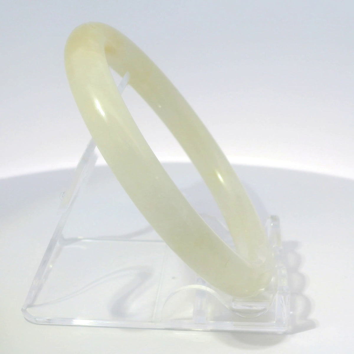 56 Light Honey Round Jade Bangle