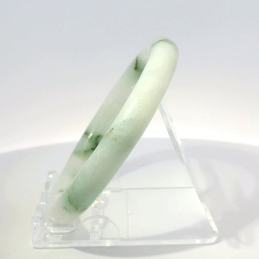 54 Moss in the Snow Round Jade Bangle