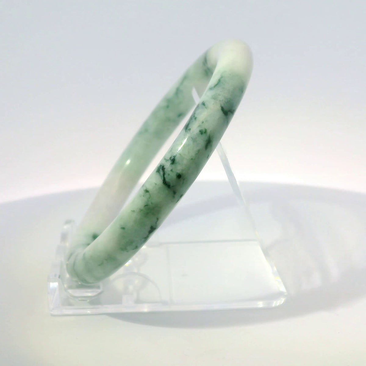 57 White Moss Round Jade Bangle