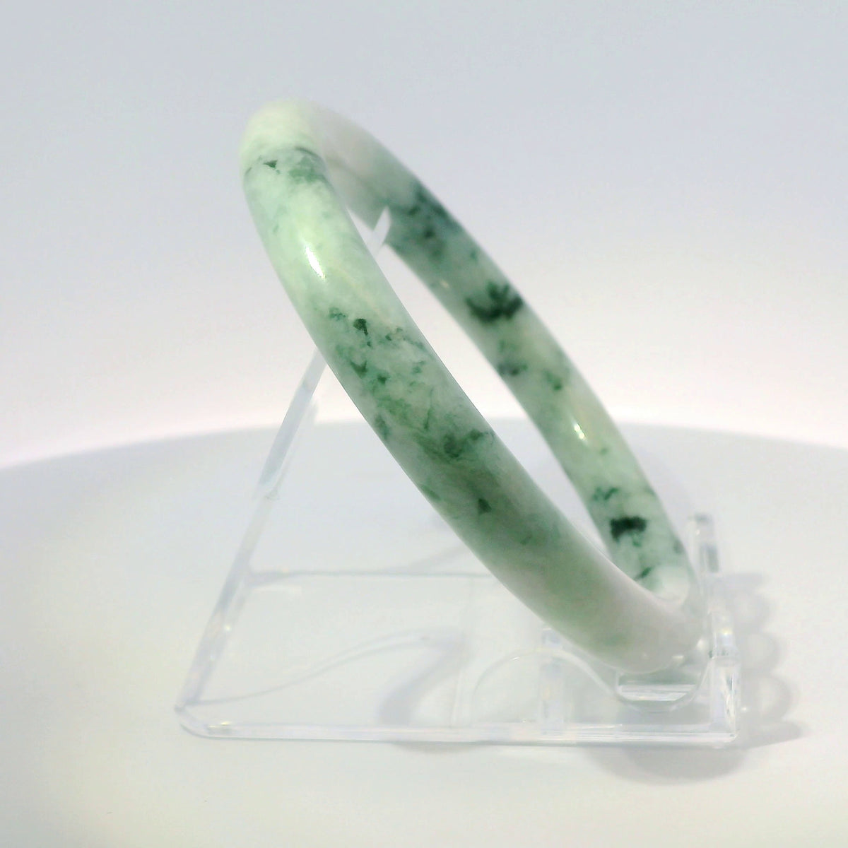 57 White Moss Round Jade Bangle
