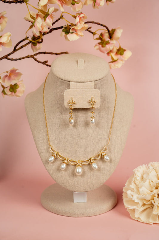 Crown Jewel Blossom Pearl Set