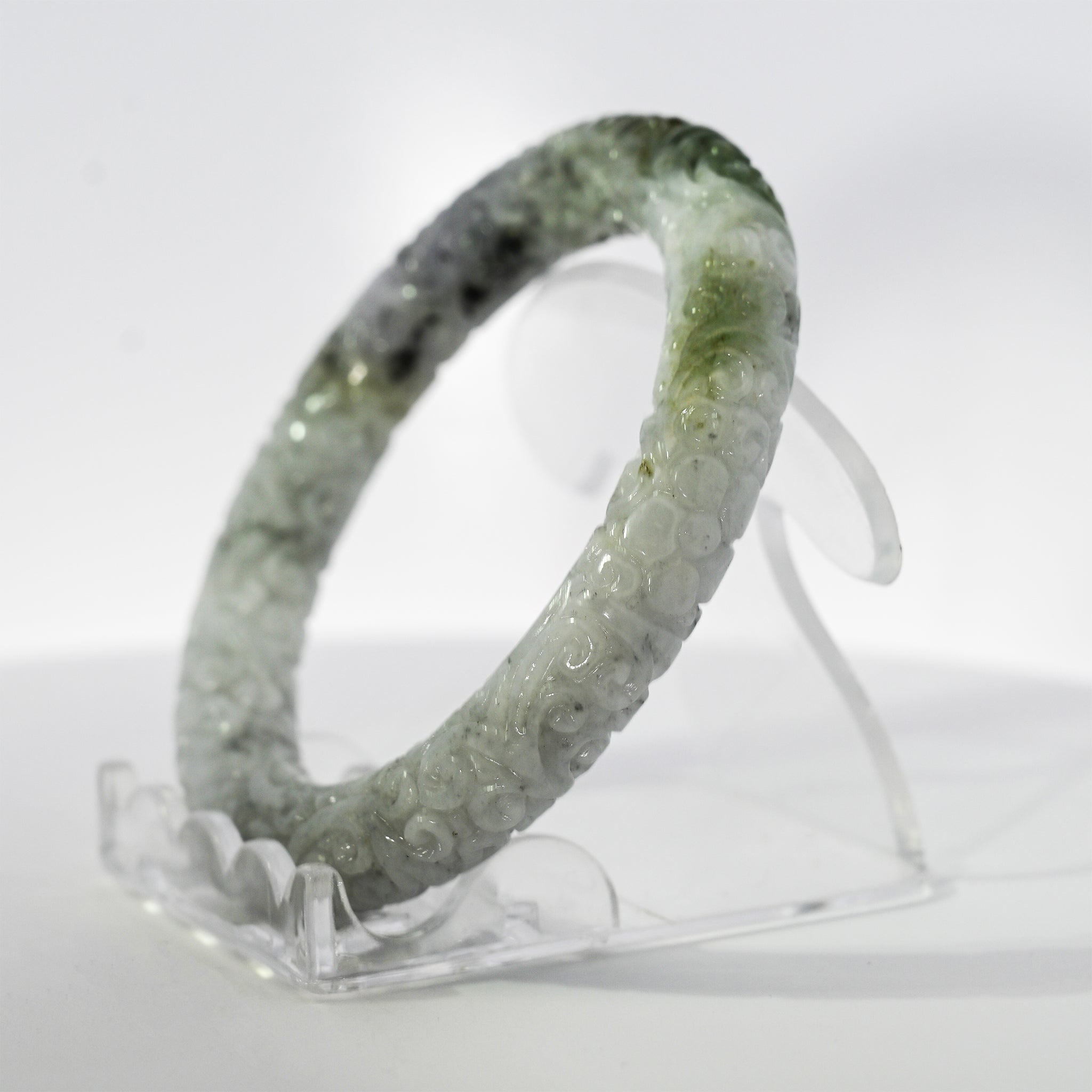 S52/53 360 Carved Donut Jade Bangle