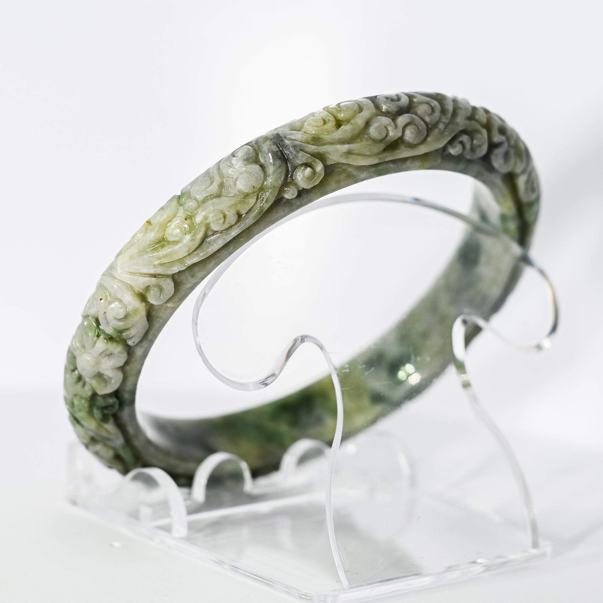 S58/59 Apple Lavender Floral Carved Jade Bangle