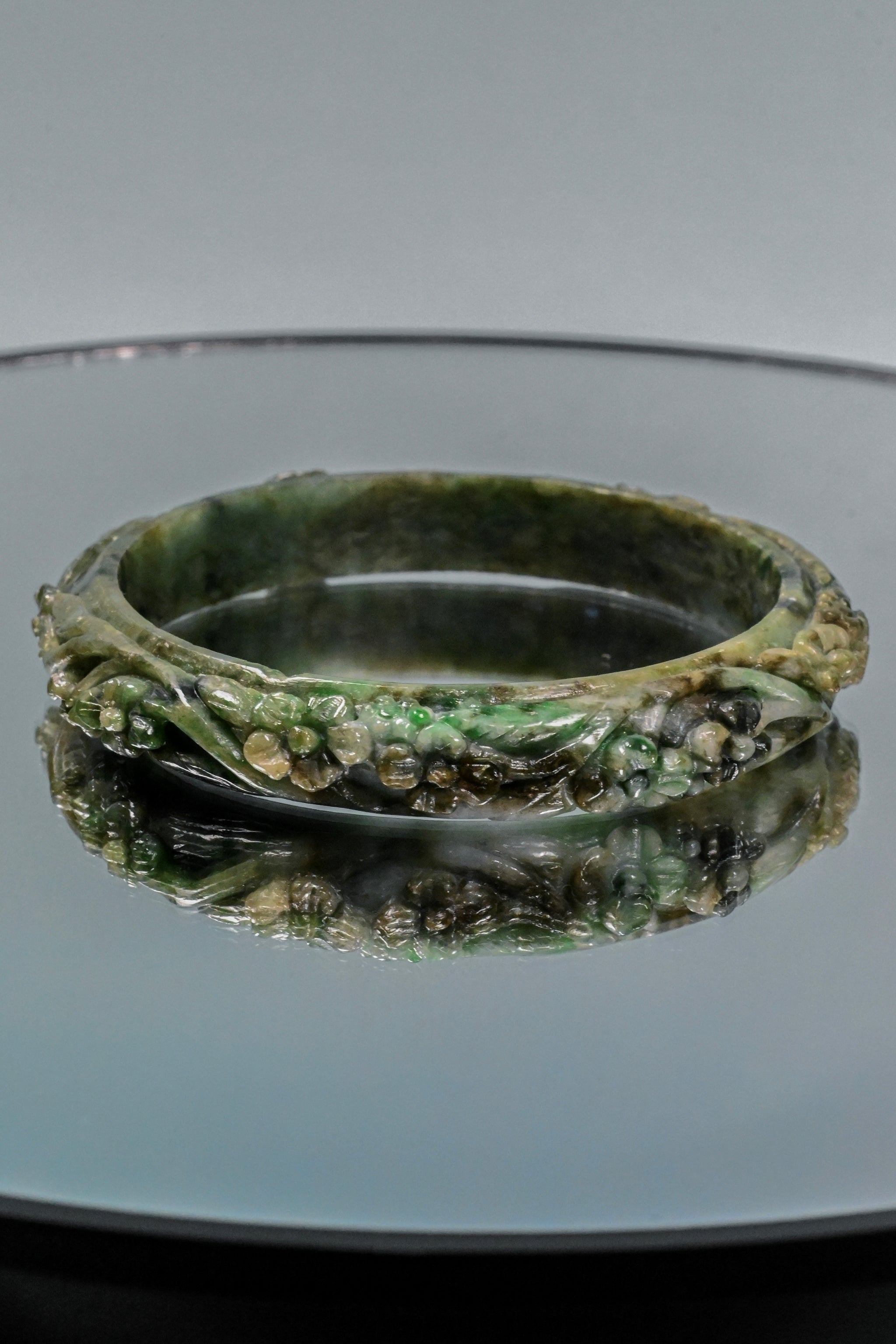 Floral Engraved Jade Bangle