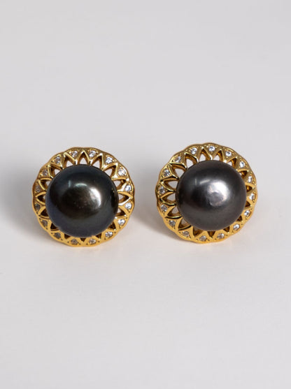Radiant Eclipse Pearl Set