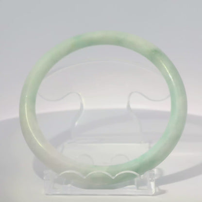 60 White Apple Round Jade Bangle